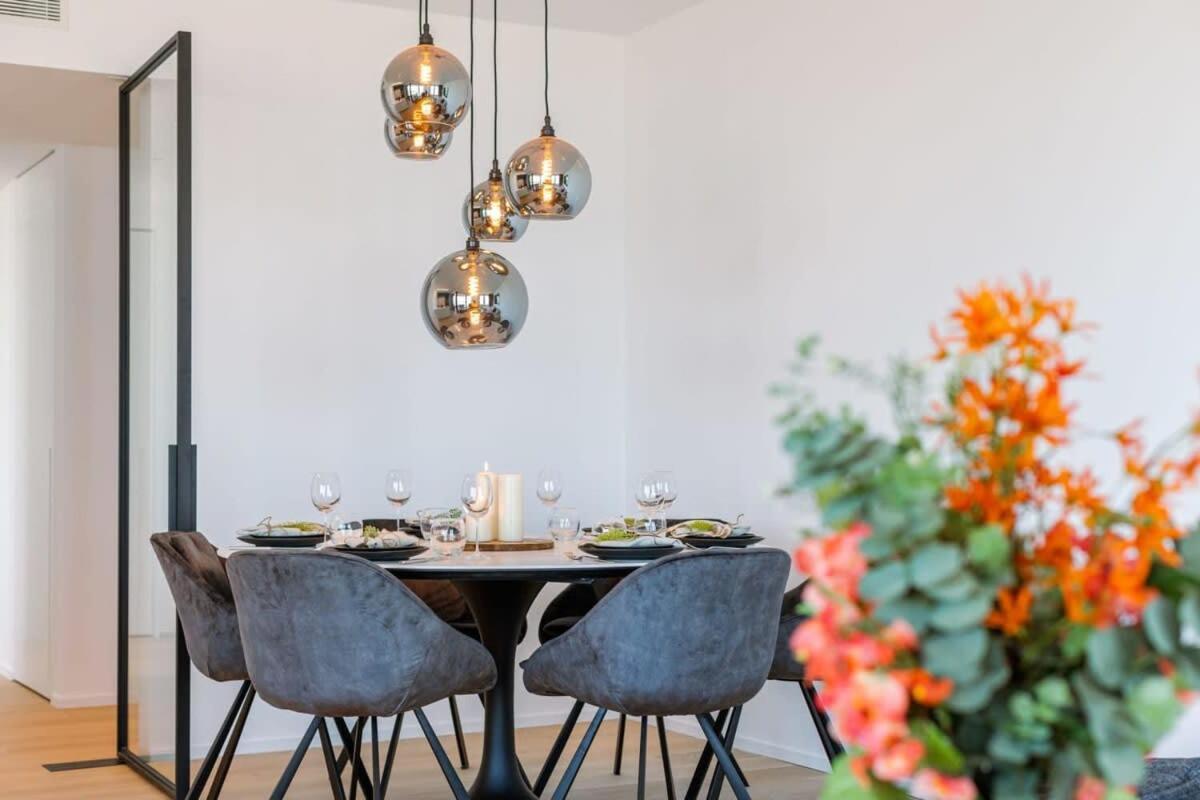 Huswell - Stunning With Breathtaking Views *