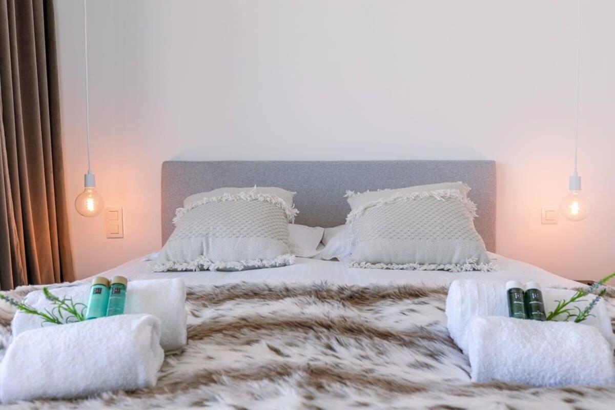 Huswell - Stunning With Breathtaking Views Appartement Oostende